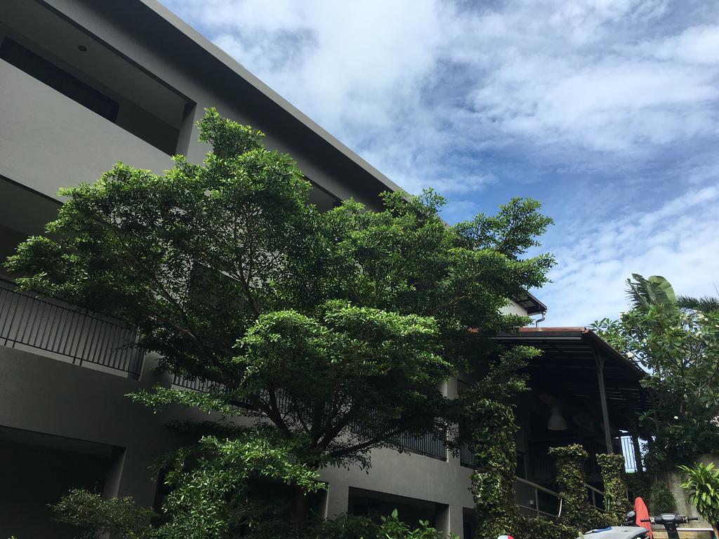 Baan Andaman Sea Surf Hotel Patong Exterior photo