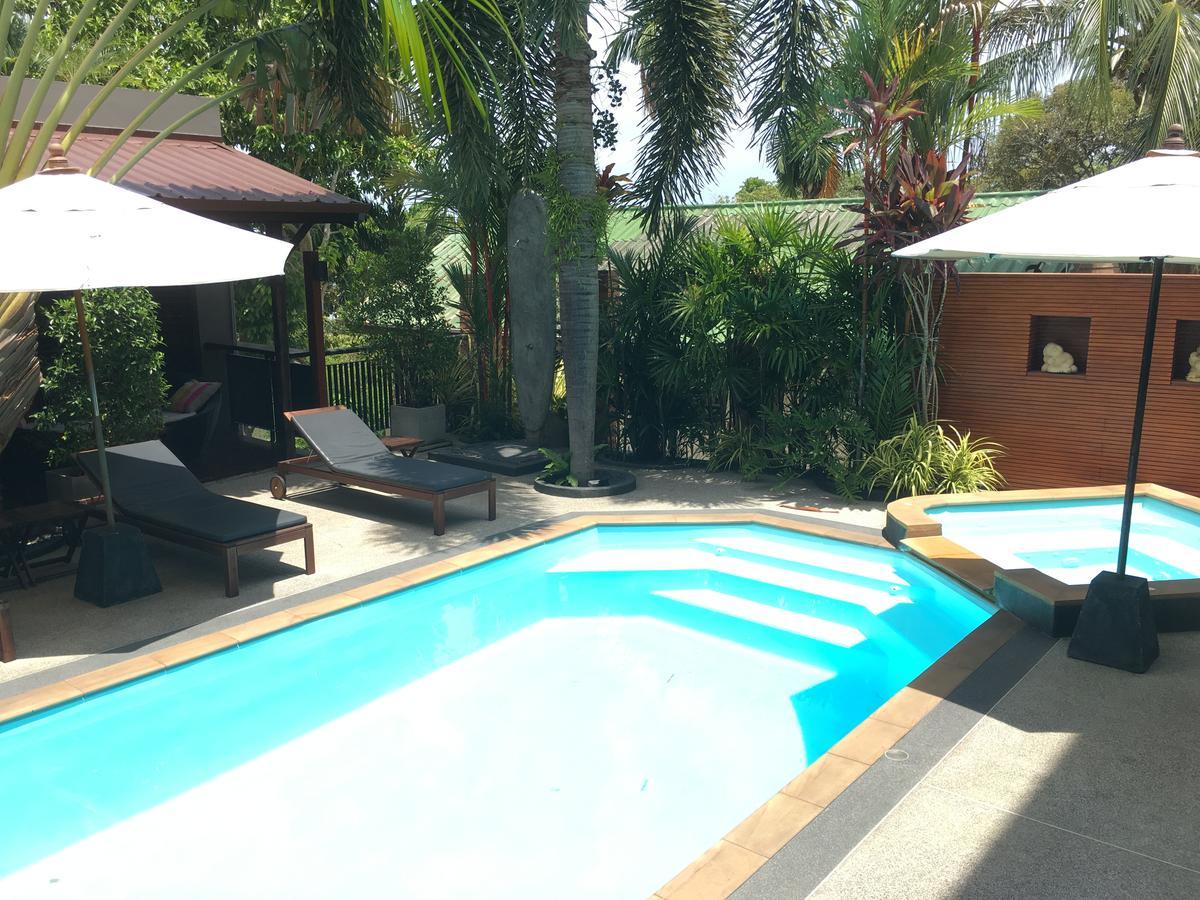Baan Andaman Sea Surf Hotel Patong Exterior photo